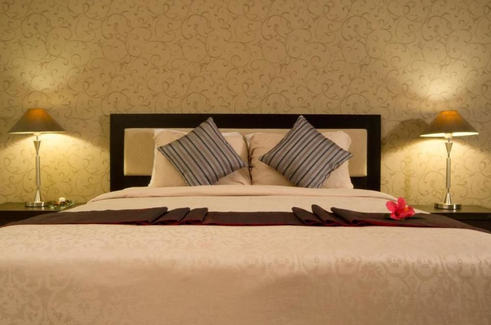 Royal Hotel And Villas Trawas Exterior foto